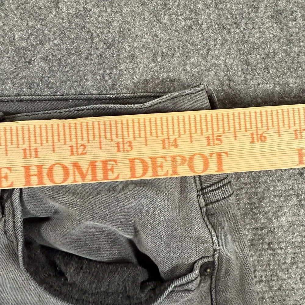 Lucky Brand Jeans Mens 30x34 (Fits 30x31) Gray 221 Original Straight Stretch‎